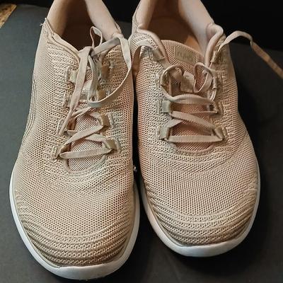 2 Clarks Cloudsteppers Women's Sneakers – Sizes 8.5M & 9M