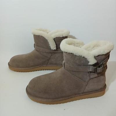 Koolaburra by UGG Suede Shearling-Lined Ankle Boots – Women's Size 9 (EU 40)