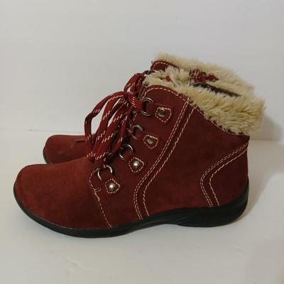 2 Women's Shearling-Lined Red Suede Shoes – Size 8.5M