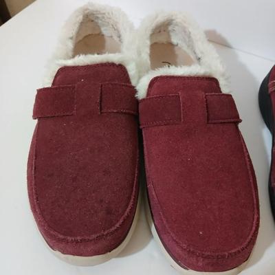 2 Women's Shearling-Lined Red Suede Shoes – Size 8.5M