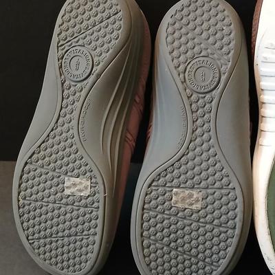 2 Women’s Comfort Slip-On Shoes – Revitalign & Spenco – Sizes 8.5B & 9B