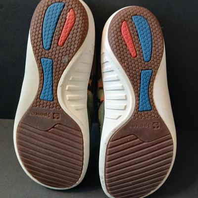 2 Women’s Comfort Slip-On Shoes – Revitalign & Spenco – Sizes 8.5B & 9B
