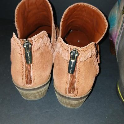 Ankle Booties – Vince Camuto & L’Artiste by Spring Step – EU 39