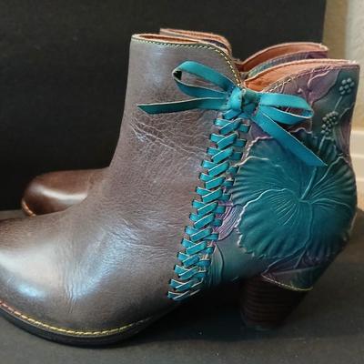 Ankle Booties – Vince Camuto & L’Artiste by Spring Step – EU 39