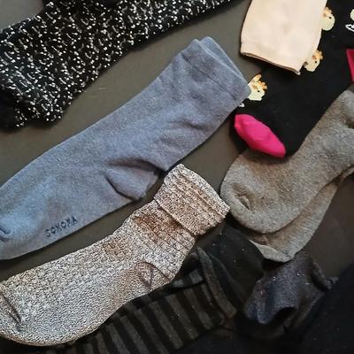 Fun & Cozy Women’s Socks – Assorted Styles & Prints
