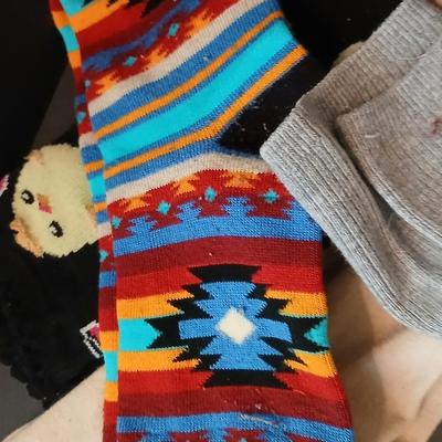 Fun & Cozy Women’s Socks – Assorted Styles & Prints