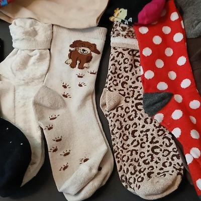 Fun & Cozy Women’s Socks – Assorted Styles & Prints