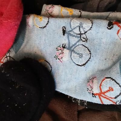 Fun & Cozy Women’s Socks – Assorted Styles & Prints