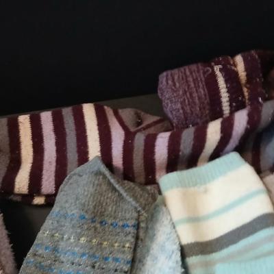 Women’s Winter & Cabin Socks – Assorted Warm Fuzzy Pairs