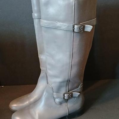 Women's Tall Boots in Black and Gray