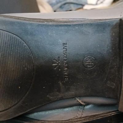 Women's Tall Boots in Black and Gray