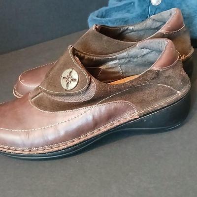 Two Pairs of Women's Footwear: Naot and Alegria