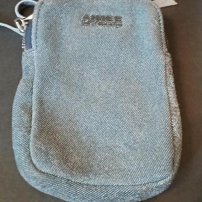 Small Crossbody Bags from Anne and Thirty One