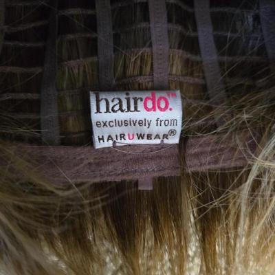 Hairdo™ Short Blondish Wig & Hairpiece Set – by HairUWear – 2-Piece Lot