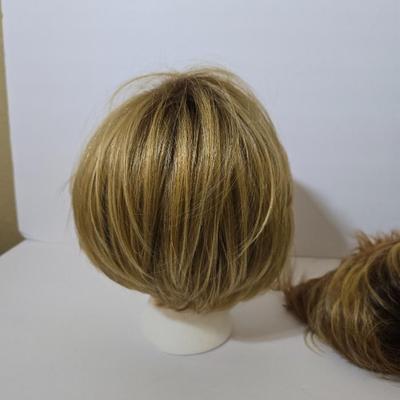 Hairdo™ Short Blondish Wig & Hairpiece Set – by HairUWear – 2-Piece Lot