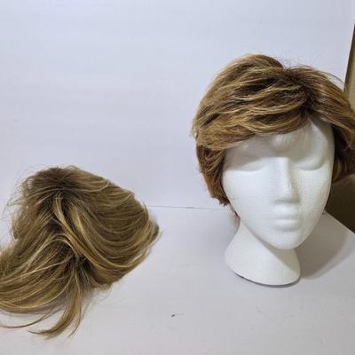 Hairdo™ Short Blondish Wig & Hairpiece Set – by HairUWear – 2-Piece Lot