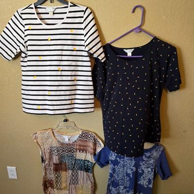Christopher Banks - Petite / Small Women’s Short Sleeve Tops