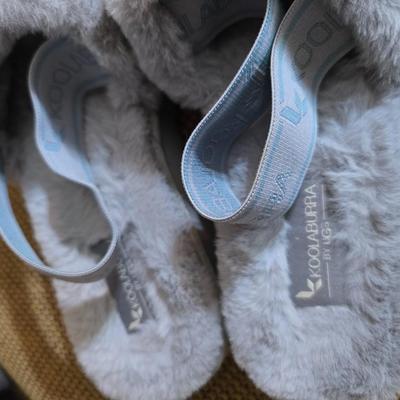 Women's Cozy Comfort Spa Set – Robe, Slippers, & Lavender Bath Gift Box