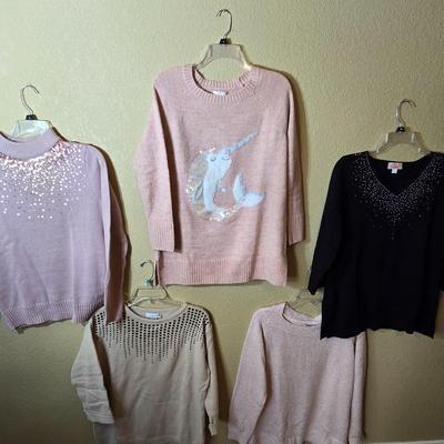 5 Women's Sweaters by Juicy Couture, Lauren Conrad, and More