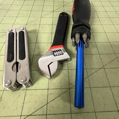 Sportgear Multi-Tool Kit with Case