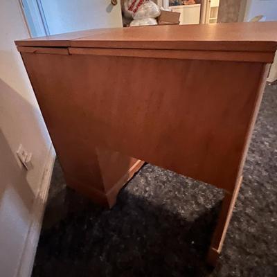Expandable Wood Sewing Desk with Storage Drawers