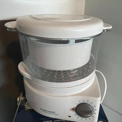 Black & Decker Flavor Scenter Handy Steamer HS800