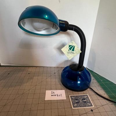 Test Rite Adjustable Gooseneck Desk Lamp