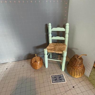 Farmhouse-Style Decor Set