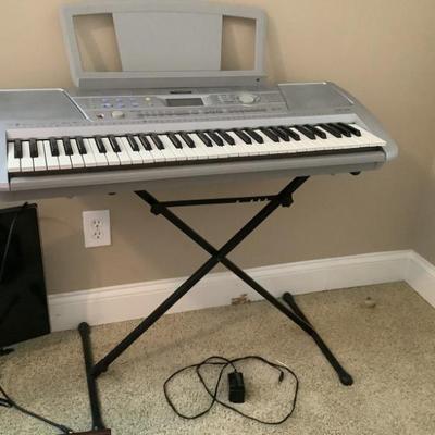 SOLD $65 Yamaha PSR-2900 keyboard 