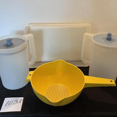 Tupperware Lot