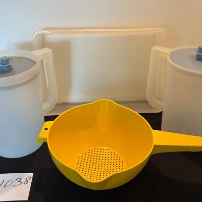Tupperware Lot