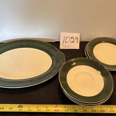 7 Pieces of China