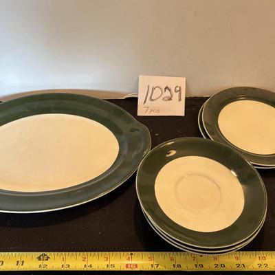 7 Pieces of China