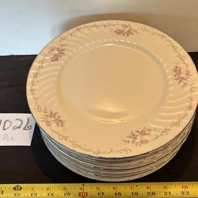 8 Piece Gold Standard China