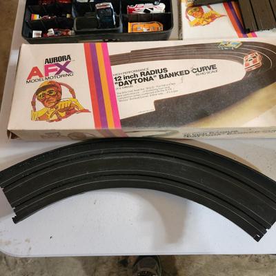 Afx Slot Cars Track and Accessories No cars or Trucks