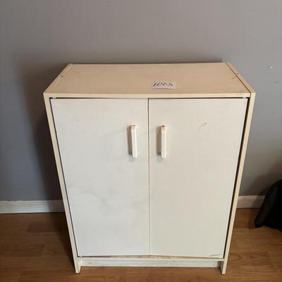 White Cabinet