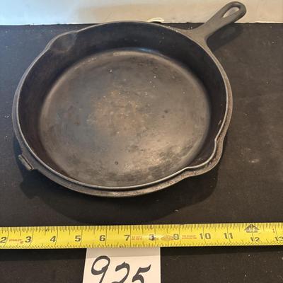 Griswold Cast Iron Skillet