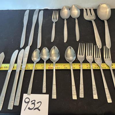 Silverware Lot