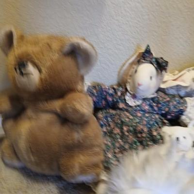 Plush Animal Lot with Moose Rug - Moose rug and a Bunch of friends!