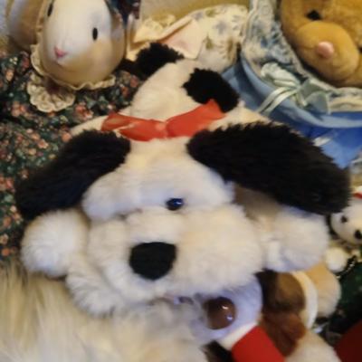 Plush Animal Lot with Moose Rug - Moose rug and a Bunch of friends!