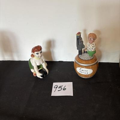 Bowling and Casino Figures
