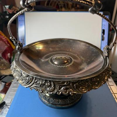 Vintage/Antique "MERIDEN B-COMPANY" Quadruple Plate Serving Pedestal Tray w/Handle in Good Condition but Monogramed as Pictured.