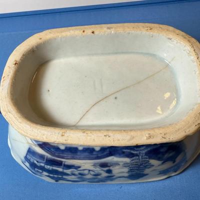 ANTIQUE Canton Ware Porcelain Boar's Head Serving Dish 7"L Qing 19th C. Tureen w/Some Stress Cracks as Pictured.