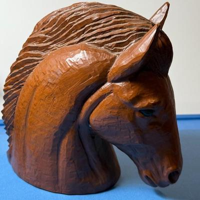 Vintage Red Mill Horse Tucked Head 6" Wooden/Resin Composition Dated 1990 Horse Head in VG Preowned Condition.