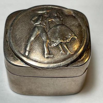 VINTAGE TAXCO MEXICO STERLING SILVER HINGED PILL BOX IN GOOD PREOWNED CONDITION.