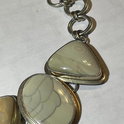 Vintage Sterling Silver Heavy Encased Agate/Stones 7-8.5" Adjustable Bracelet 77.6 Grams TW in Good Preowned Condition.