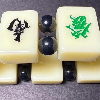 Vintage Chinese/Asian Mahjong Seven Tiles Stretch Bracelet in VG Preowned Condition as Pictured. (Approx. 1" Wide)