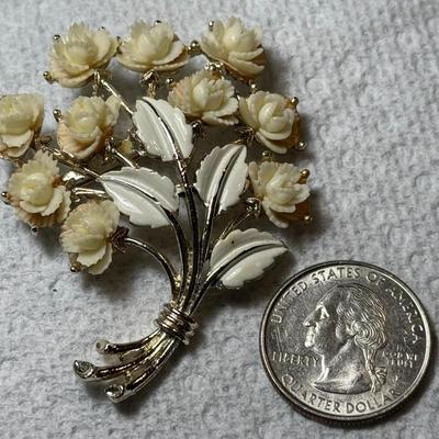 Vintage JJ Designer Enameled & Celluloid Carved Flower Pin/Brooch in VG Preowned Condition as Pictured.