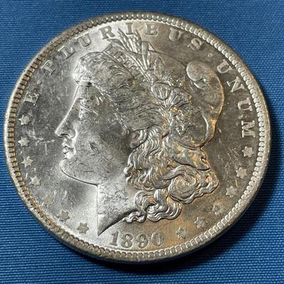 1890-P UNCIRCULATED CONDITION MORGAN SILVER DOLLAR (COIN #2).