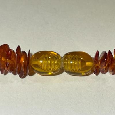 Vintage 18" Baltic Amber Graduated Bead Necklace in VG Preowned Condition as Pictured.